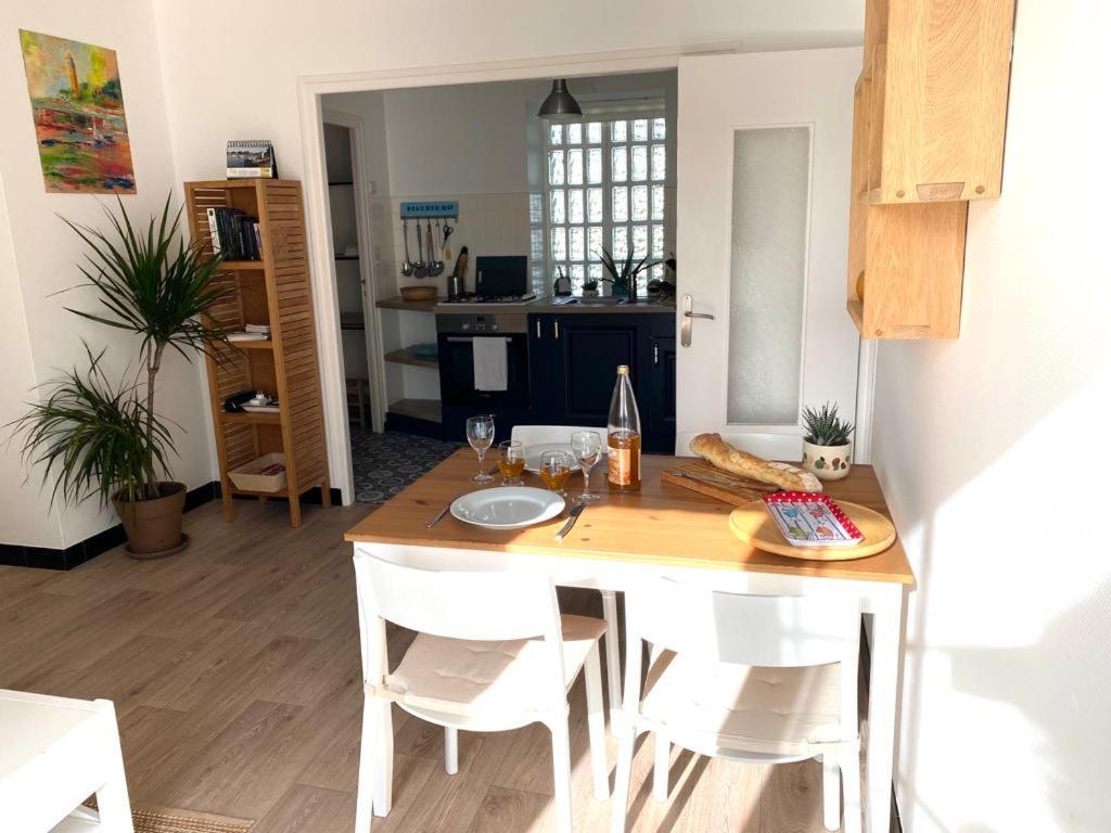 Apartment Ty Gavrinis - T2- Centre Bourg - 100m De La Larmor-Baden